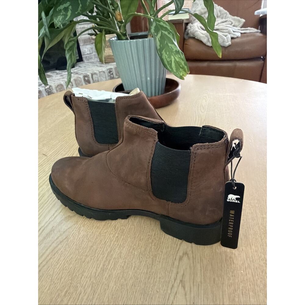 Sorel Emelie II Womens Size 7.5 Brown Waterproof Chelsea Boots NL4334-208